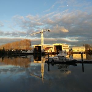 Meet your Posher, Hung